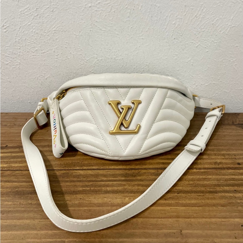Louis Vuitton White New Wave crossbody bumbag